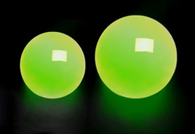 GREEN UV GLOW.jpg (11793 bytes)